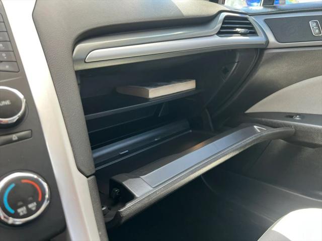 2014 Ford Fusion S