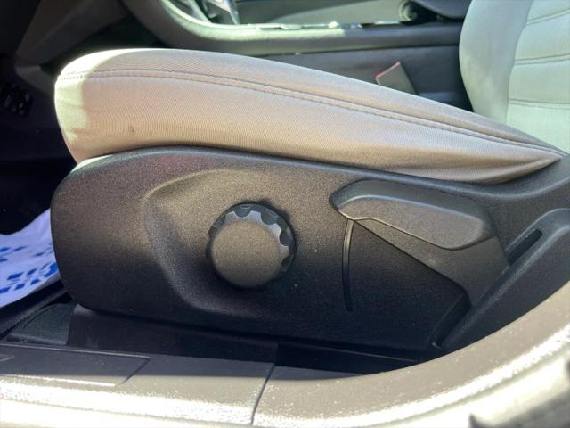 2014 Ford Fusion S