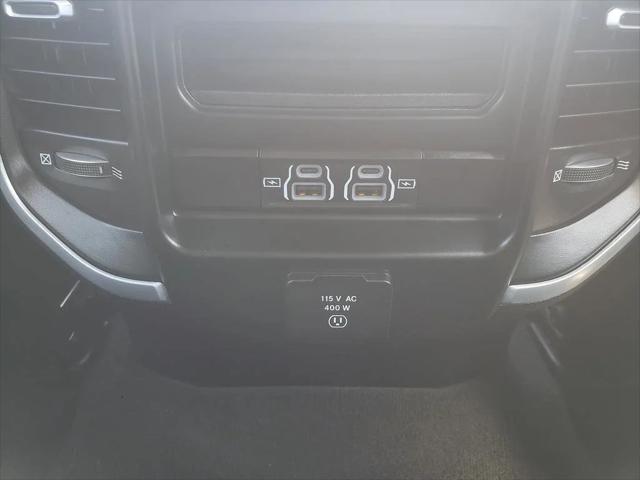 2022 Ram 1500 Big Horn Crew Cab 4x4 5'7" Box