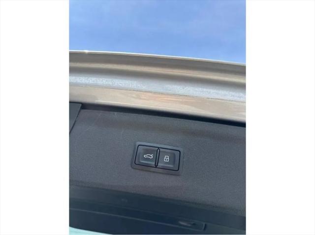 2016 Audi Q3 2.0T Premium Plus