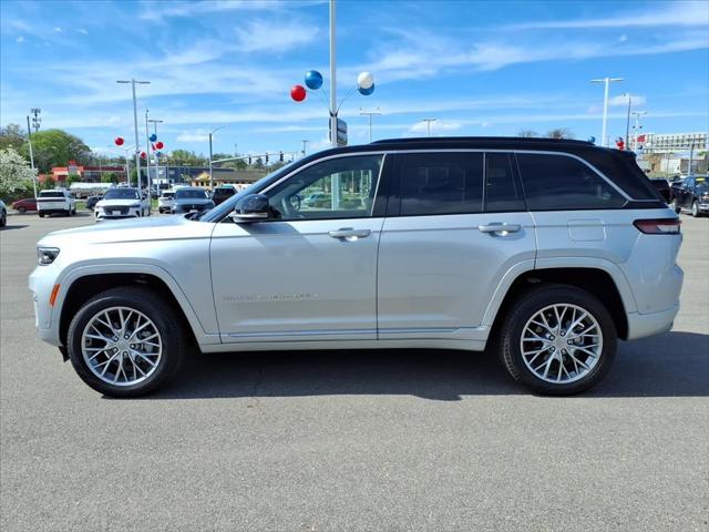 2025 Jeep Grand Cherokee Summit 4x4 2025 Jeep Grand Cherokee Summit 4x4