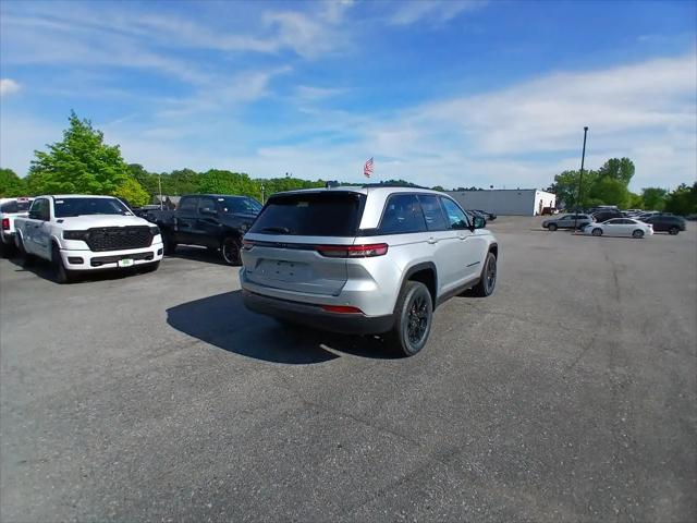 2026 Jeep Grand Cherokee Altitude 4x4