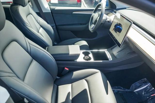 2024 Tesla Model Y Performance Dual Motor All-Wheel Drive