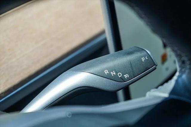 2024 Tesla Model Y Performance Dual Motor All-Wheel Drive