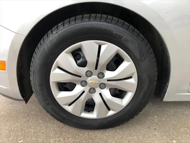 2013 Chevrolet Cruze LS Auto