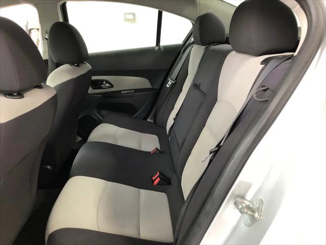 2013 Chevrolet Cruze LS Auto