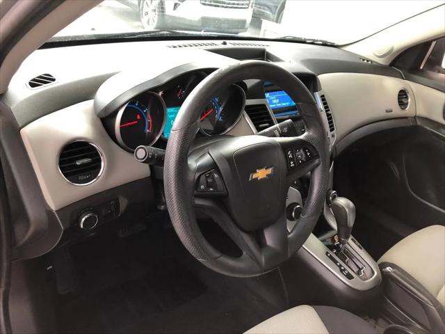 2013 Chevrolet Cruze LS Auto