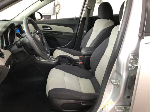 2013 Chevrolet Cruze LS Auto