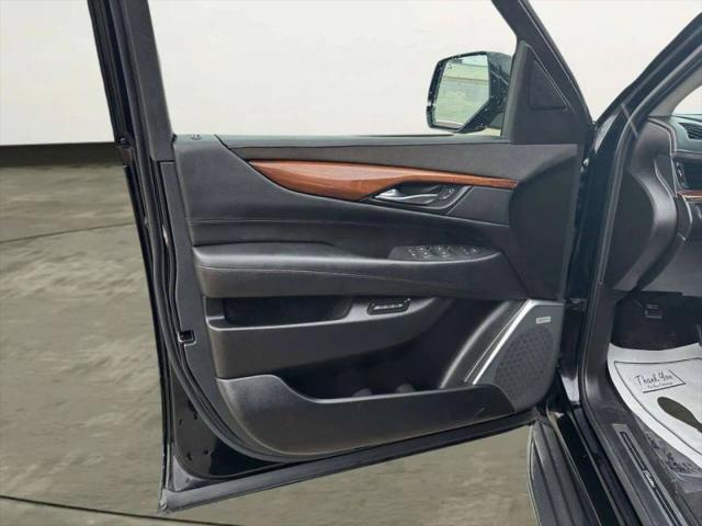 2016 Cadillac Escalade ESV Luxury Collection