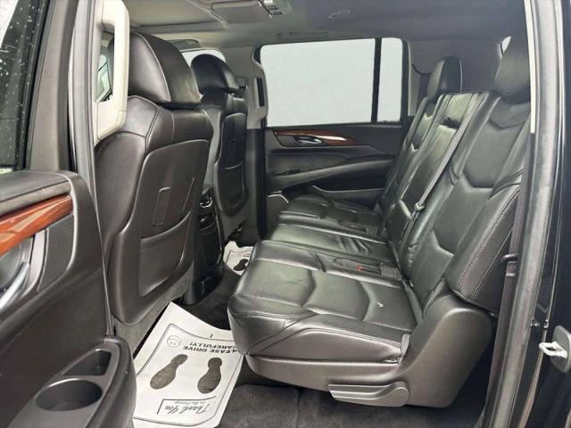 2016 Cadillac Escalade ESV Luxury Collection
