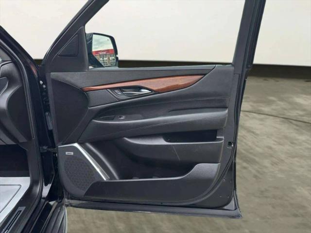 2016 Cadillac Escalade ESV Luxury Collection