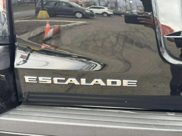 2016 Cadillac Escalade ESV Luxury Collection