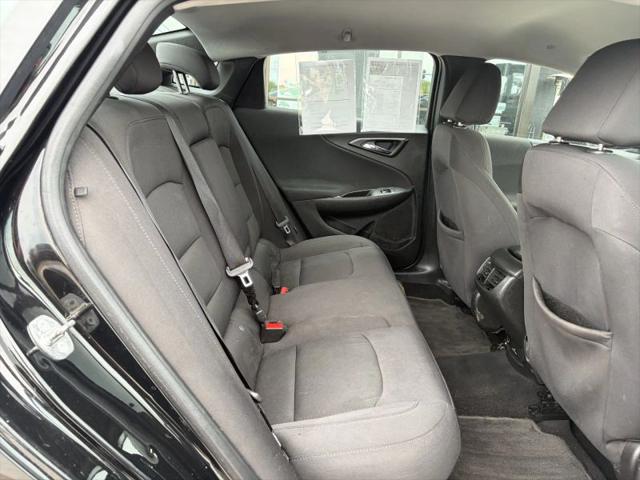 2017 Chevrolet Malibu 1LT