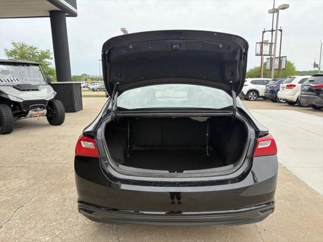 2017 Chevrolet Malibu 1LT