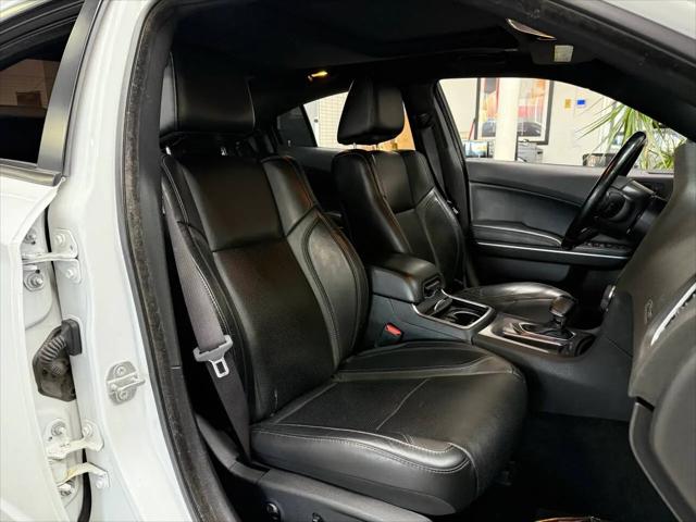2021 Dodge Charger SXT RWD