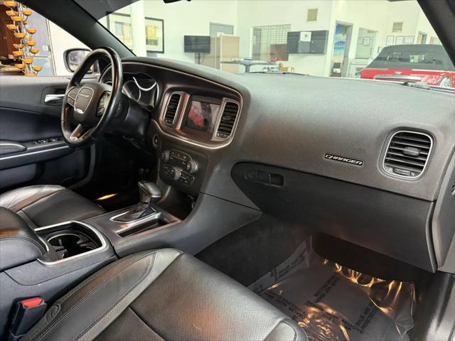 2021 Dodge Charger SXT RWD