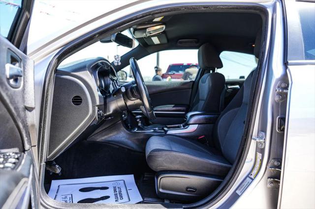 2015 Dodge Charger SE