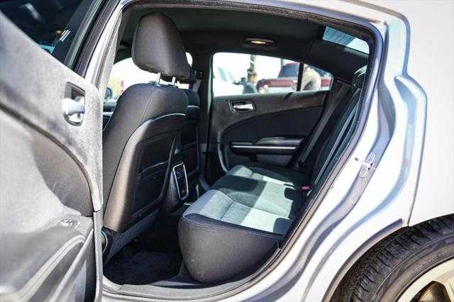 2015 Dodge Charger SE