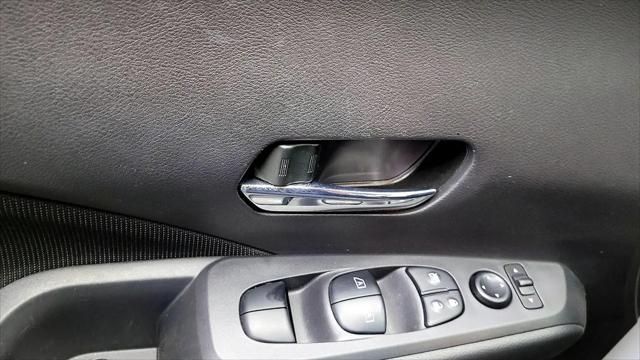 2023 Nissan Kicks SV Xtronic CVT
