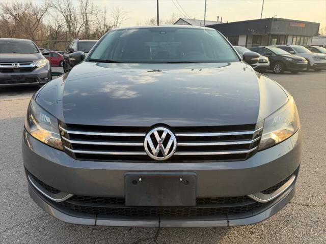 2013 Volkswagen Passat 2.5L Wolfsburg Edition