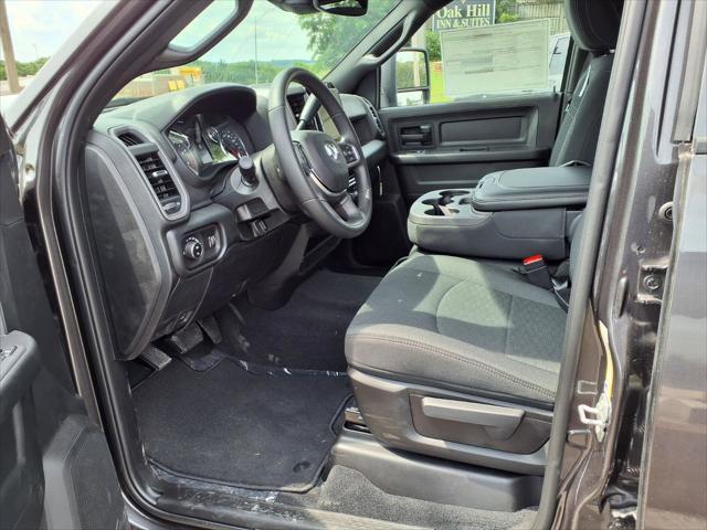 2026 Ram 3500 Tradesman Crew Cab 4x4 8' Box