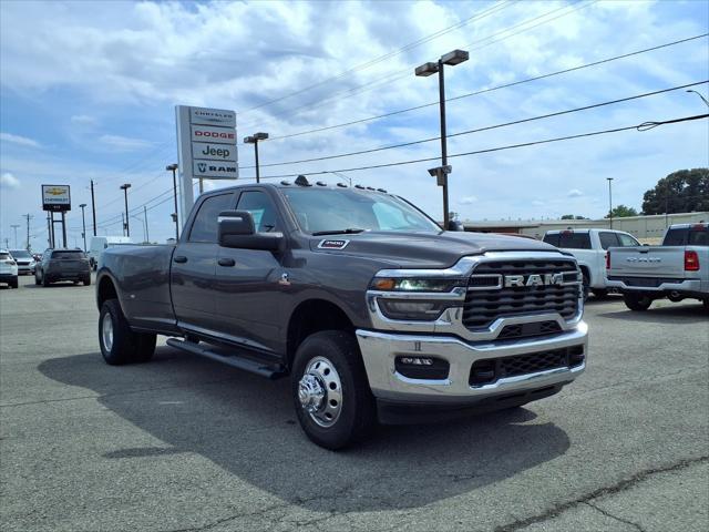 2026 Ram 3500 Tradesman Crew Cab 4x4 8' Box