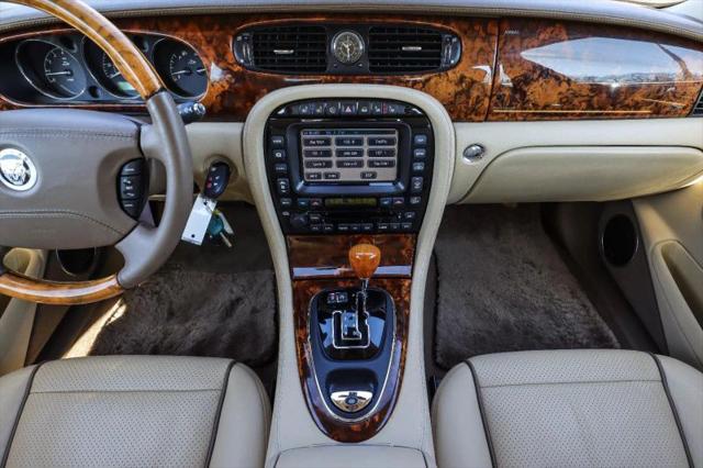 2008 Jaguar XJ Vanden Plas