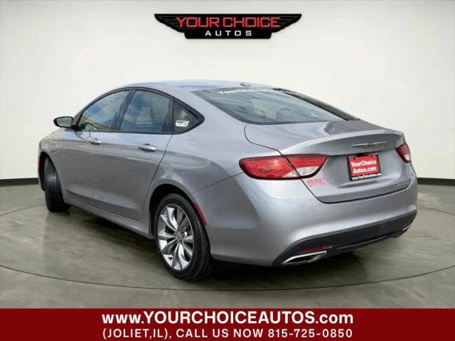 2016 Chrysler 200 S