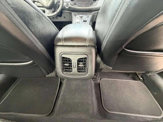 2016 Chrysler 200 S