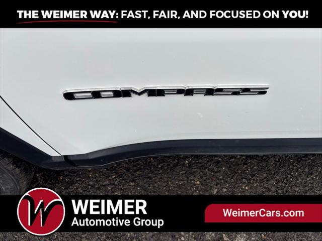 2024 Jeep Compass Latitude Lux FWD