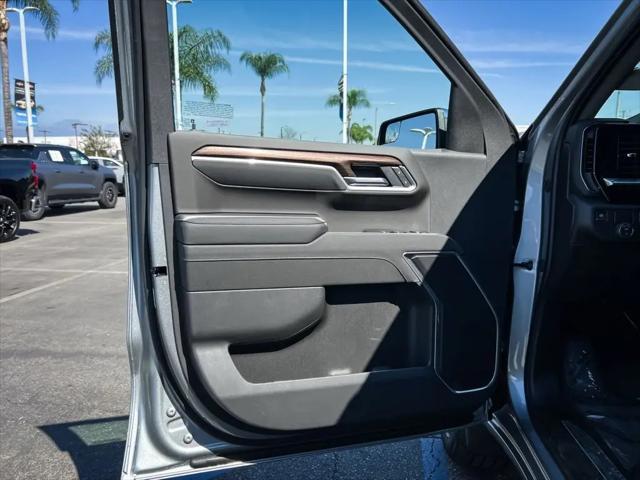 2026 Chevrolet Silverado 1500 2WD Crew Cab Short Bed LT