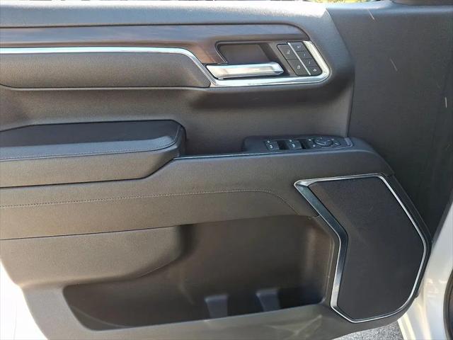 2024 GMC Sierra 1500 2WD Crew Cab Short Box SLT
