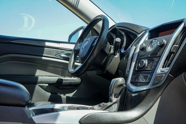 2011 Cadillac SRX Standard