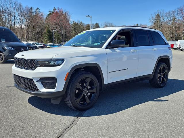 2024 Jeep Grand Cherokee Altitude 4x4 2024 Jeep Grand Cherokee Altitude 4x4