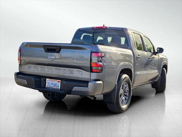 2025 Nissan Frontier Crew Cab SV 4x2