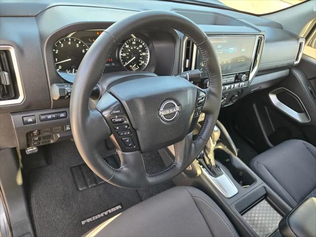 2025 Nissan Frontier Crew Cab SV 4x2