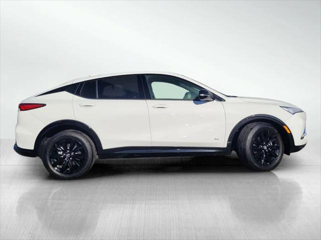 2025 Buick NV Sport Touring FWD