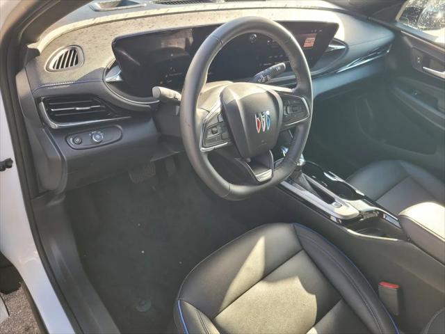 2025 Buick NV Sport Touring FWD