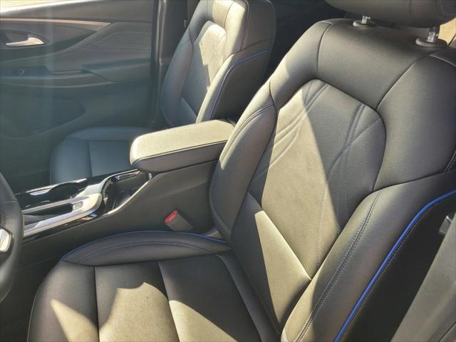 2025 Buick NV Sport Touring FWD