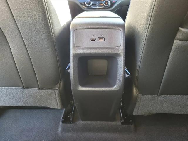 2025 Buick NV Sport Touring FWD
