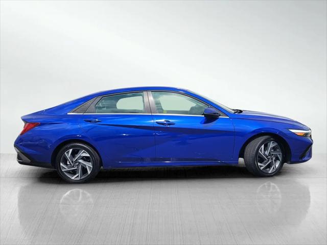 2025 Hyundai Elantra Hybrid Limited