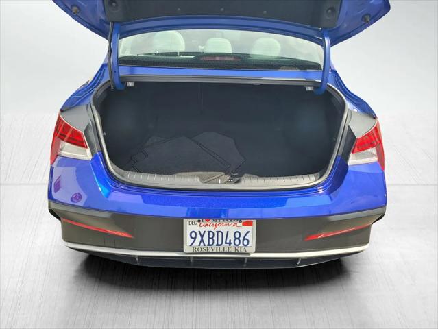 2025 Hyundai Elantra Hybrid Limited