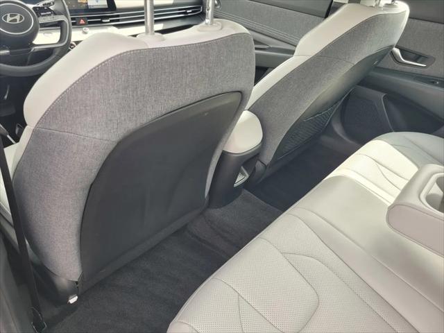 2025 Hyundai Elantra Hybrid Limited