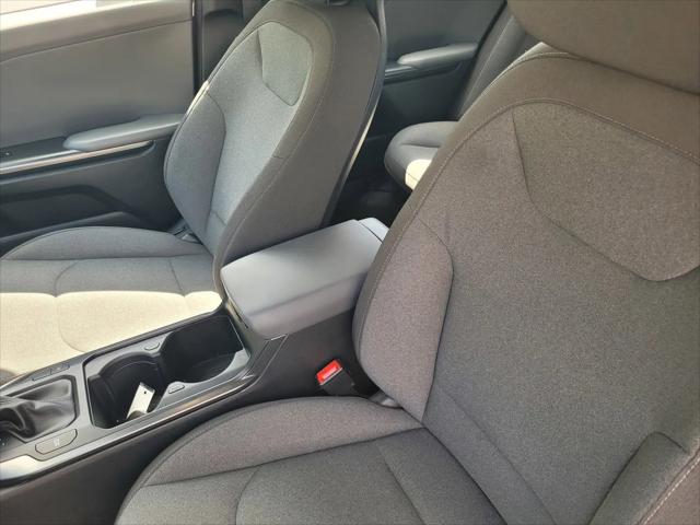 2025 Kia K4 LX