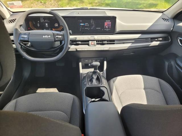 2025 Kia K4 LX