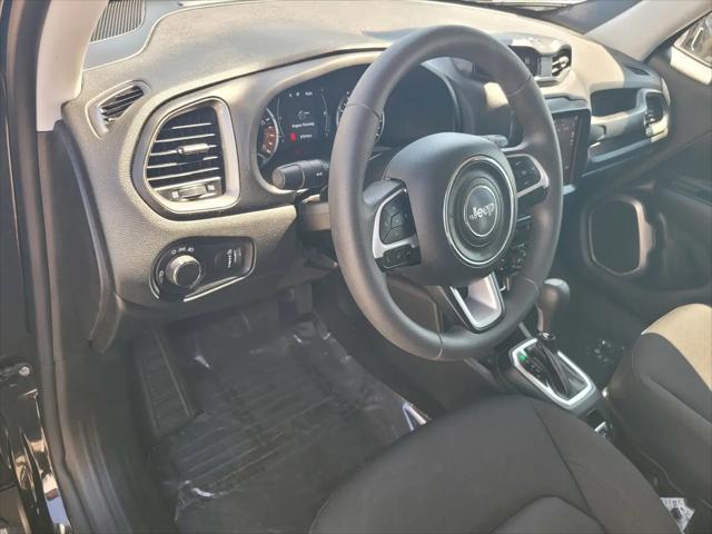 2023 Jeep Renegade Latitude 4x4