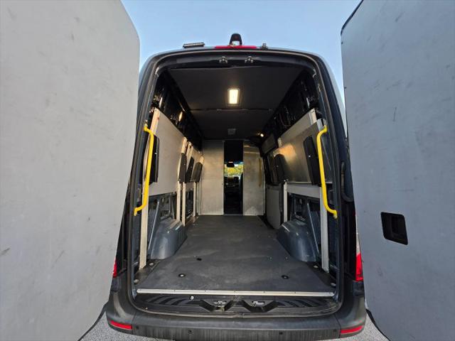 2019 Mercedes-Benz Sprinter 2500 High Roof V6