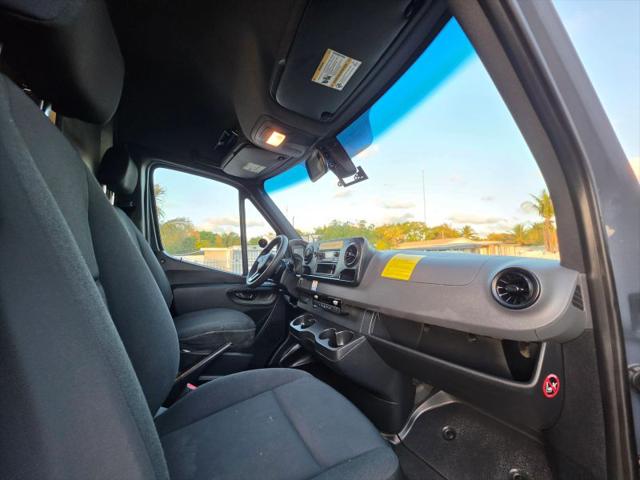 2019 Mercedes-Benz Sprinter 2500 High Roof V6