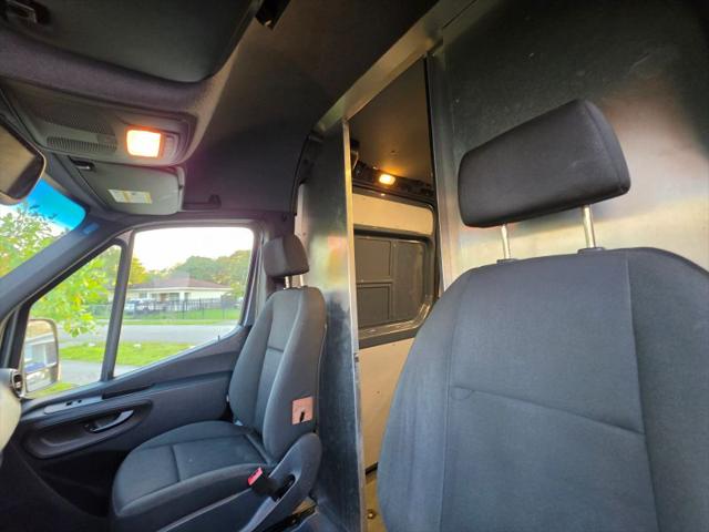 2019 Mercedes-Benz Sprinter 2500 High Roof V6