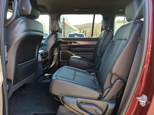 2025 Jeep Wagoneer Carbide 4x4
